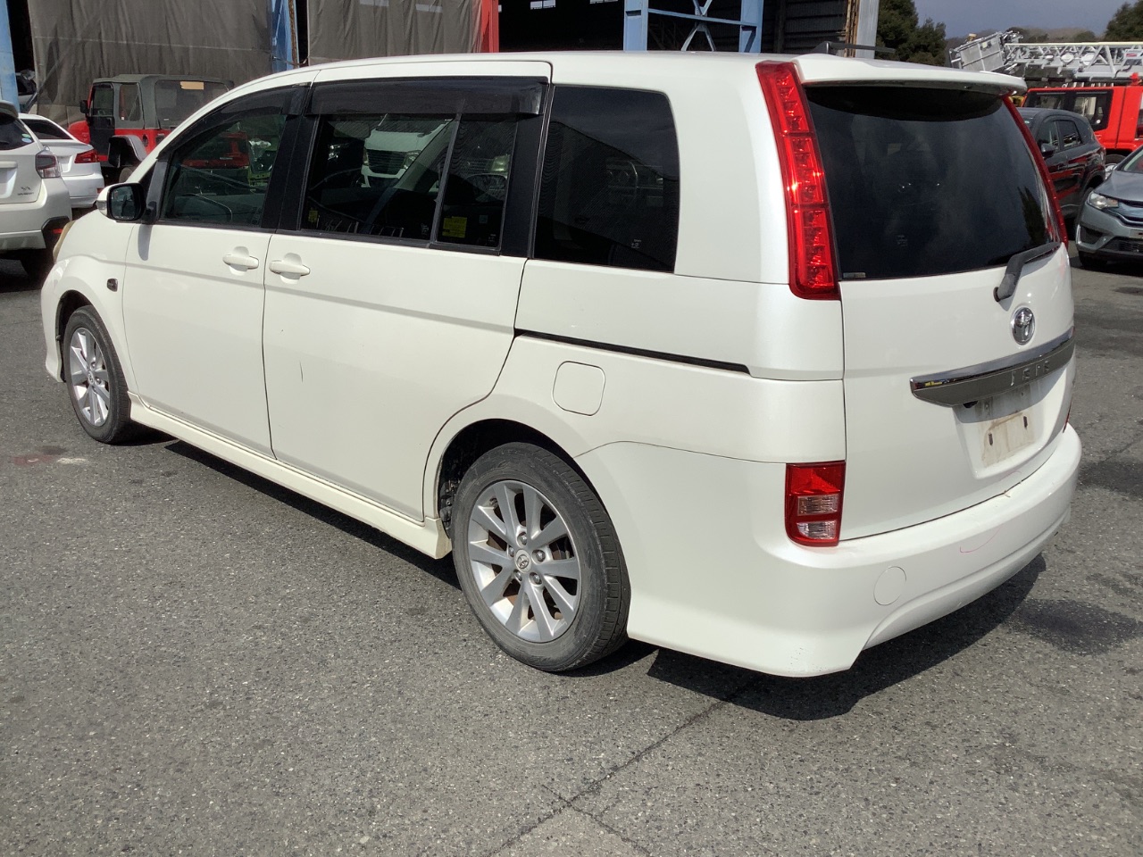 TOYOTA Isis Ref:SP380215 3/20